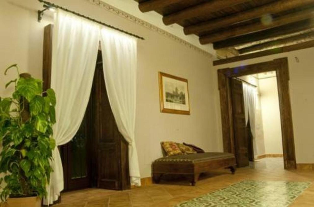 Castello Di Casapozzano Bed & Breakfast Aversa Luaran gambar